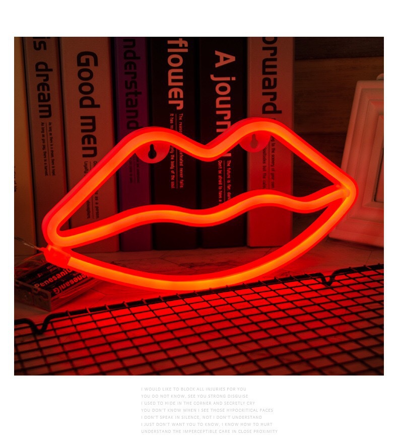 Световая фигура Губы, 15*28 см. Красный, 1 шт.
