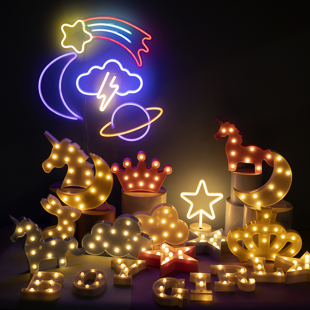 Световая фигура Голова Единорога, 18*32 см. Белый, 1 шт.