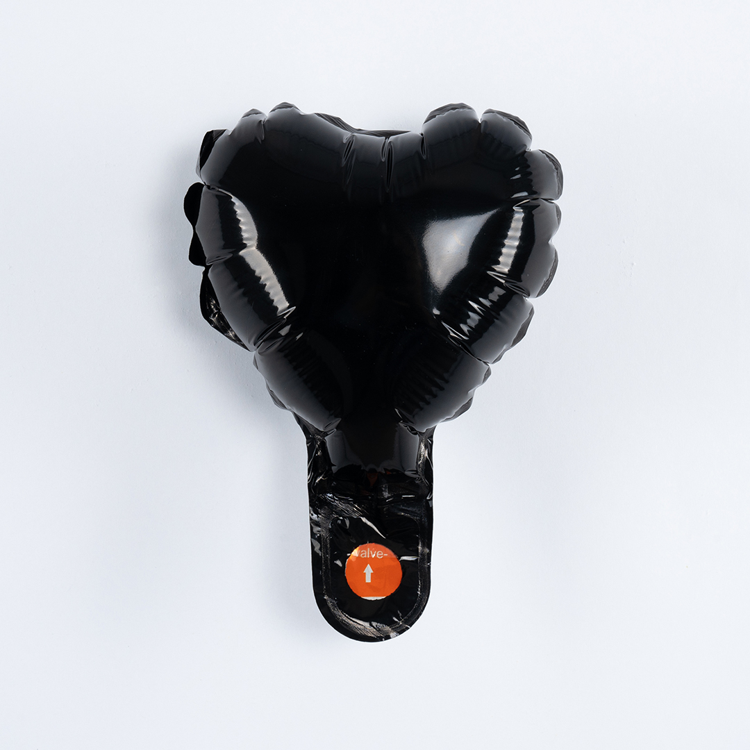 Шар с клапаном (5''/13 см) Микро-сердце, Черный, 1 шт.