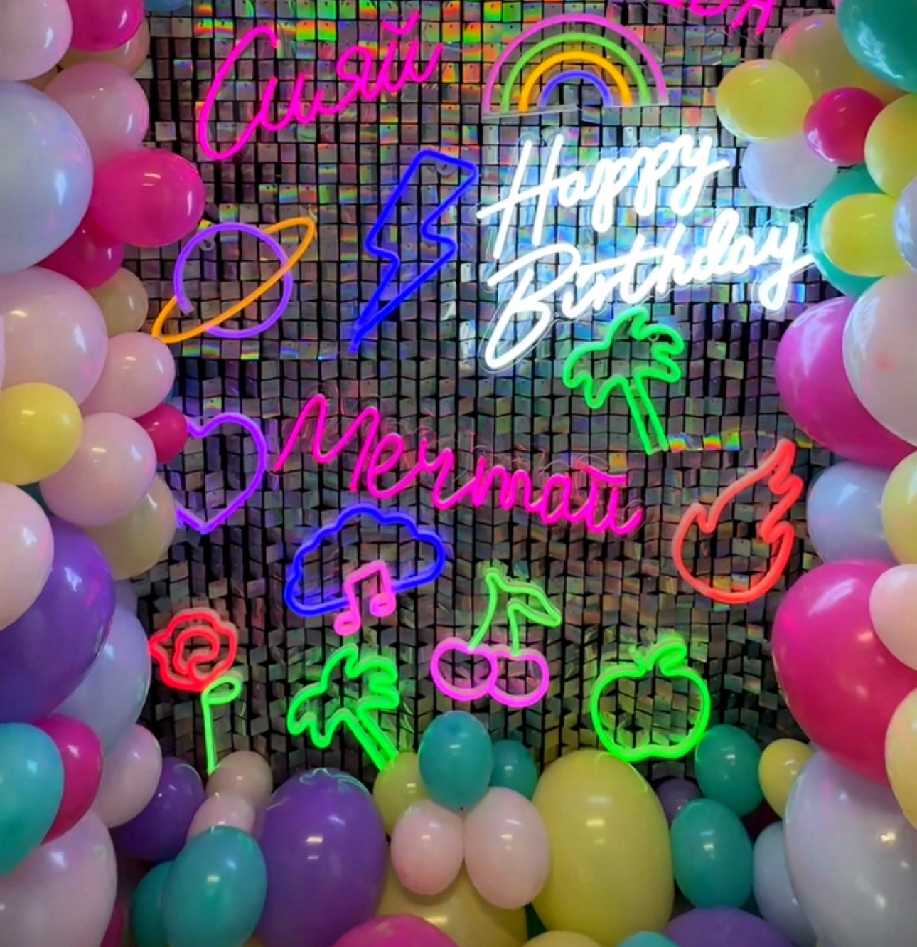 Световая фигура Вишенка, 19*23 см. Зеленый/Розовый, 1 шт.