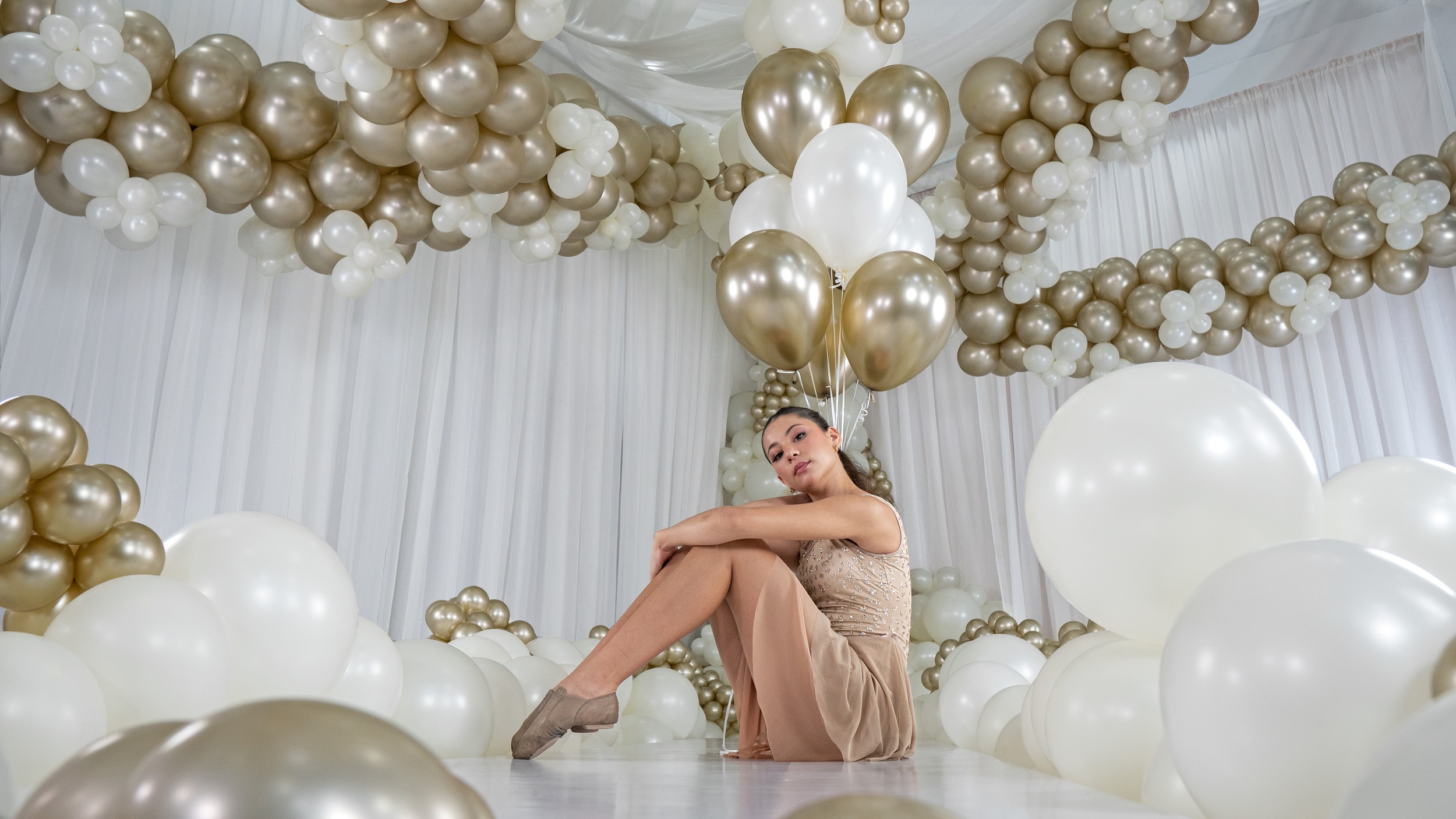 Шар (12''/30 см), Устрично-белый (806), шелк, 12 шт.