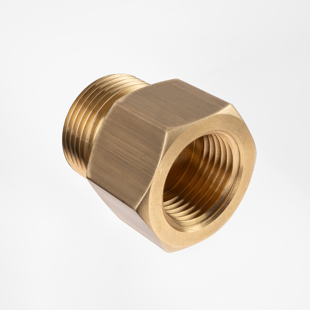 Переходник с малого баллона на большой, латунь, 1 шт.