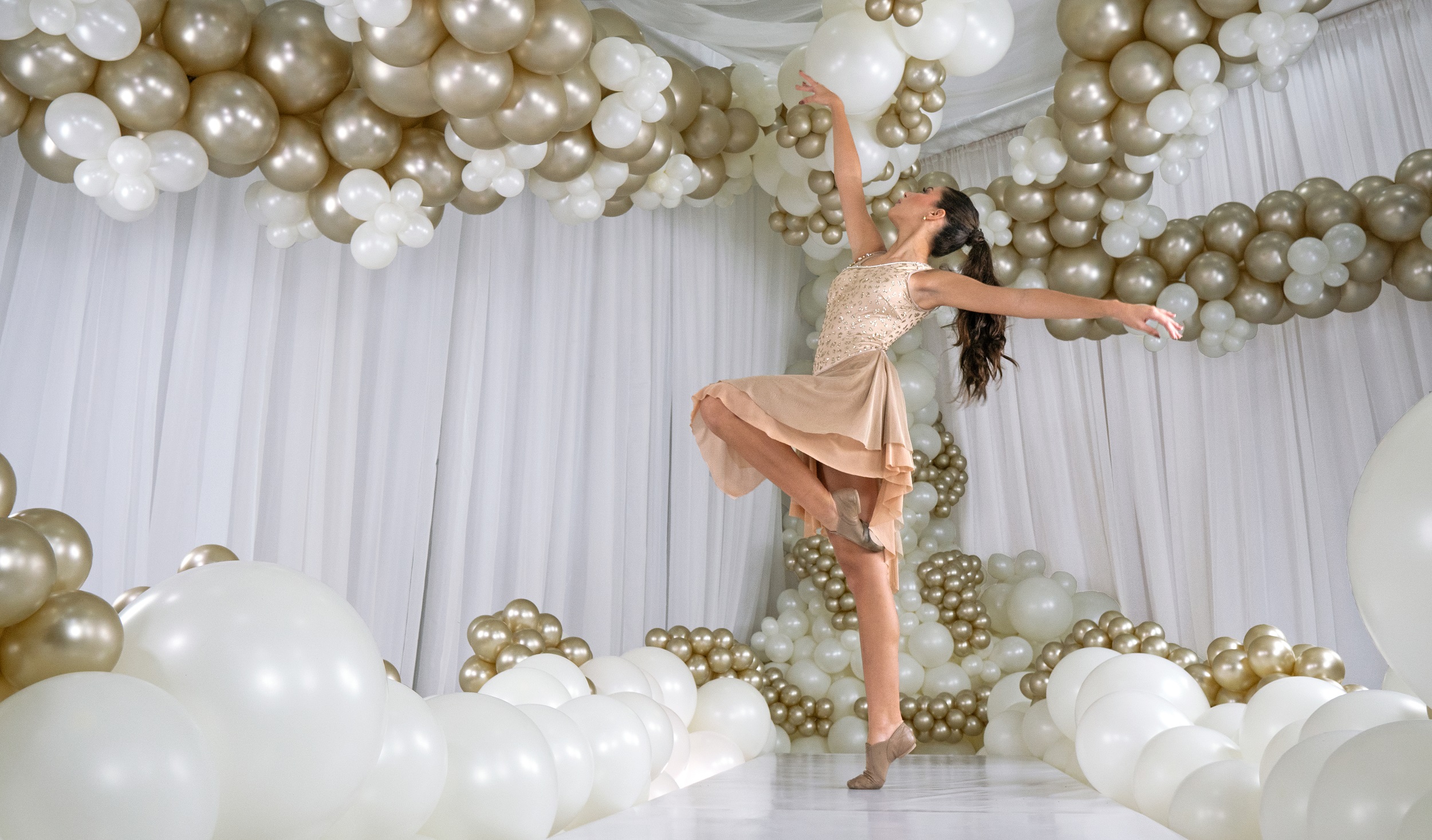 Шар (12''/30 см), Устрично-белый (806), шелк, 12 шт.